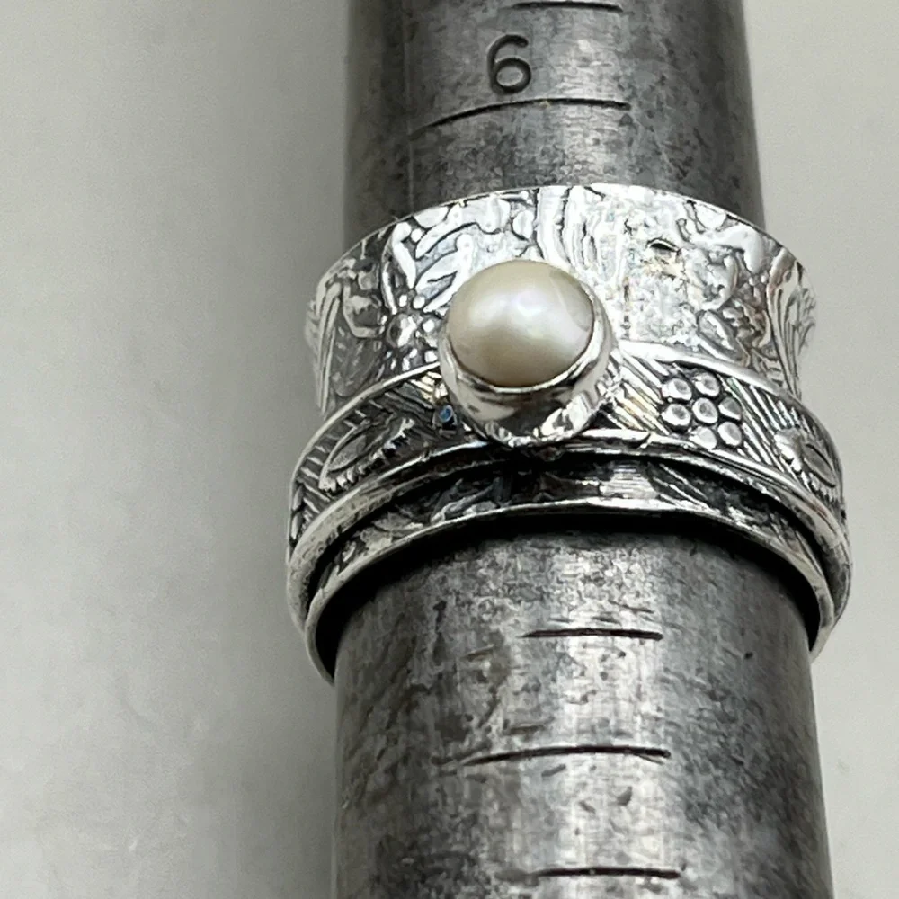 Sterling Silver Floral Pearl Ring